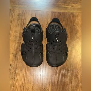 Nike Sunray Protect 2 Baby / Toddler Sandals- 8T- Black